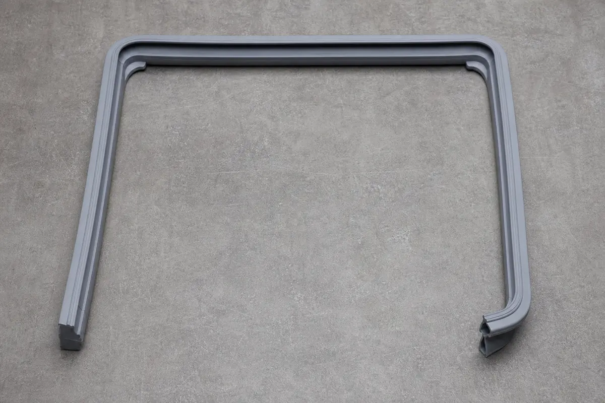 Replacement dishwasher tub door gasket with molded corners and model label tag