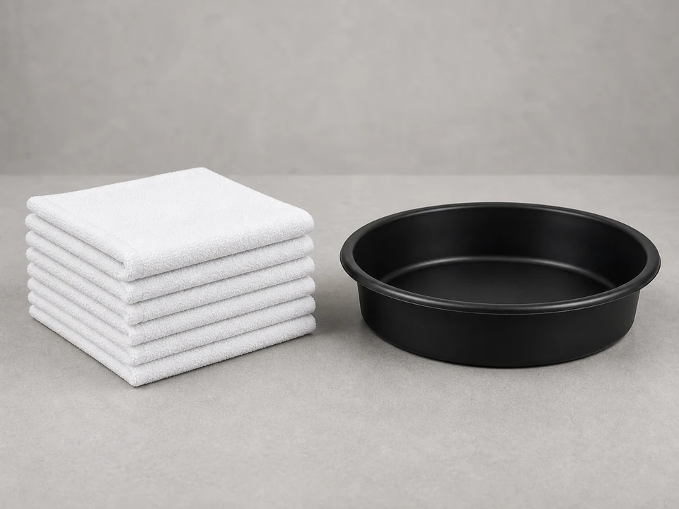 Towels or shallow pan tool