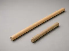 Blunt handle or broom handle tool