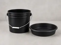 Bucket or low pan tool