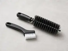 Soft brush or fin brush tool