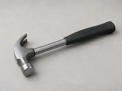 Hammer handle or similar tapping tool tool