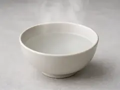 Small container of warm water tool